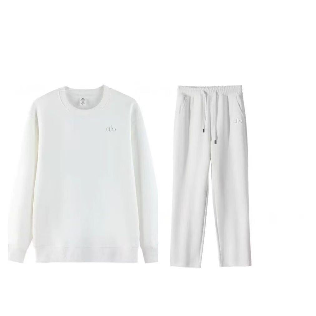 Alo Yoga Accolade Set